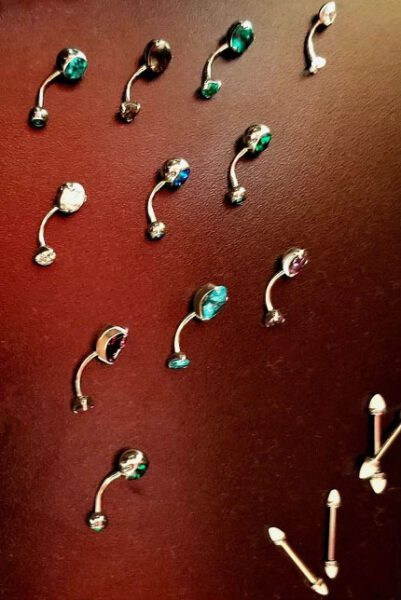 jewel-4-captive-hearts-piercing